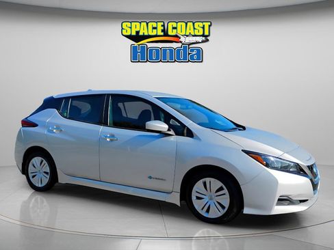 Used 2018 Nissan Leaf S w/ S Charge Package image 12