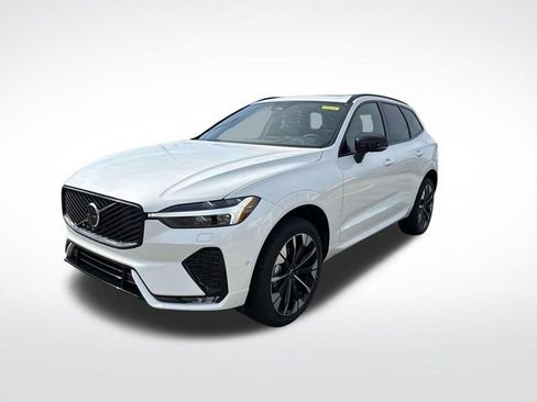 New 2026 Volvo XC60 B5 Plus w/ Protection Package Premier image 4