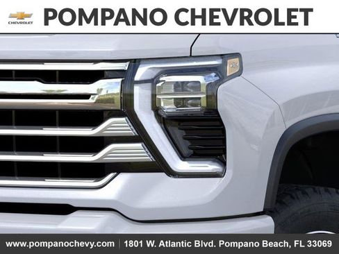New 2026 Chevrolet Silverado 2500 High Country w/ High Country Premium Package AWD/4WD image 10