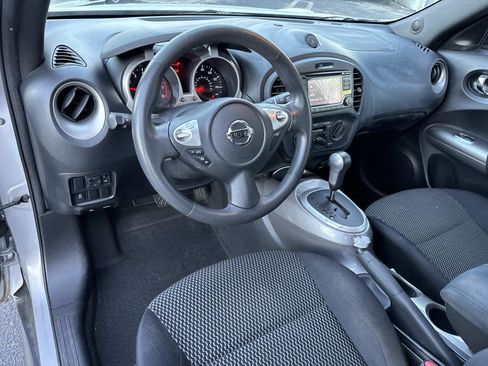 Used 2016 Nissan Juke S image 22