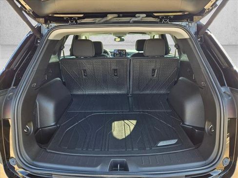 Used 2024 Chevrolet Blazer LT w/ Convenience Package image 6