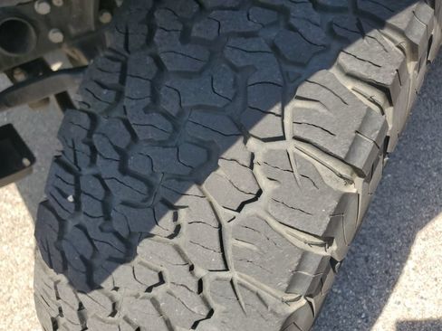 Used 2024 Jeep Wrangler Unlimited Rubicon 4xe AWD/4WD image 34
