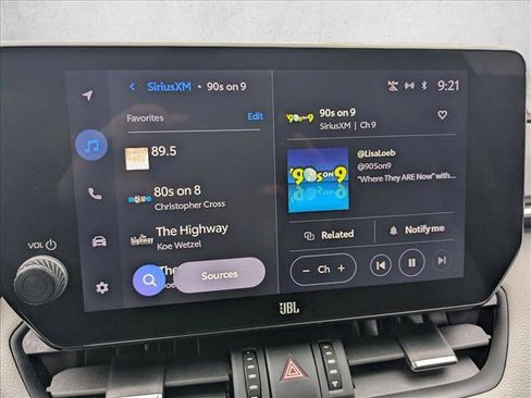 Used 2023 Toyota RAV4 XLE Premium image 16