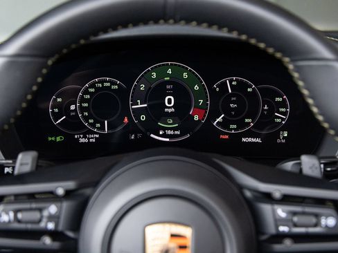 Certified 2026 Porsche 911 GTS RWD image 16