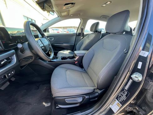 Used 2025 Kia K4 FWD image 21