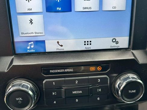 Used 2019 Ford F250 Lariat w/ Lariat Value Package image 23