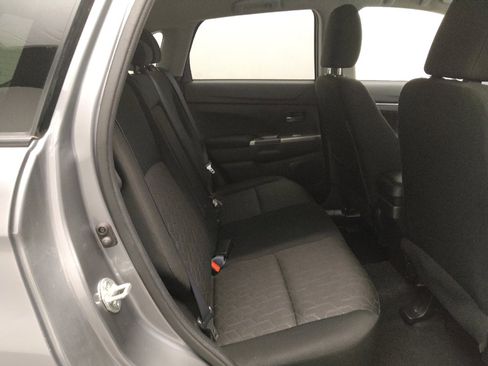 Used 2021 Mitsubishi Outlander Sport SE image 19