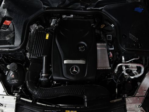 Used 2019 Mercedes-Benz E 300 image 29