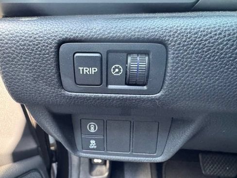 Used 2018 Honda Accord Hybrid image 8
