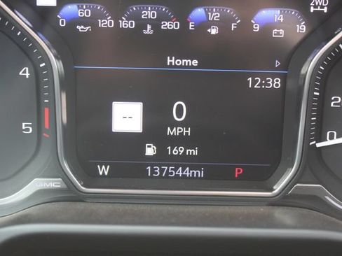 Used 2020 GMC Sierra 2500 Denali w/ Denali Ultimate Package AWD/4WD image 27