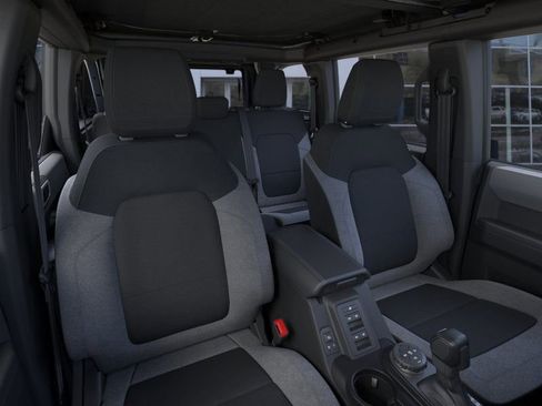New 2025 Ford Bronco Big Bend image 10