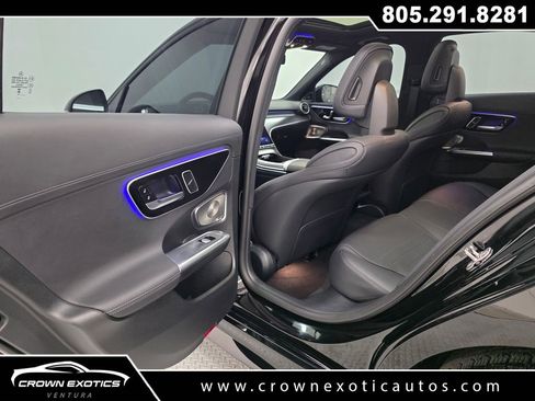Used 2024 Mercedes-Benz C 300 Sedan w/ AMG Line w/ Night Package image 17