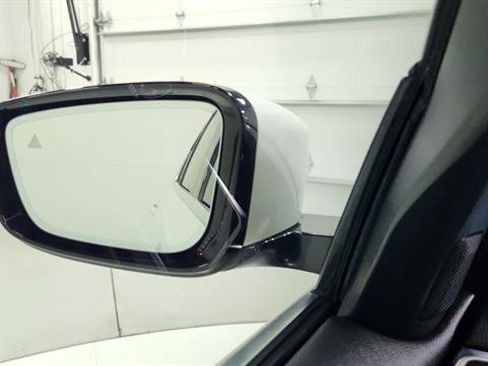 Used 2022 BMW 330i Sedan w/ Driving Assistance Package image 13