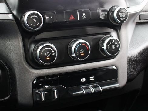 Used 2023 RAM 3500 Big Horn w/ Level 1 Equipment Group AWD/4WD image 33