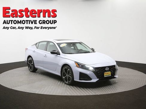 Used 2023 Nissan Altima 2.5 SR AWD/4WD image 50