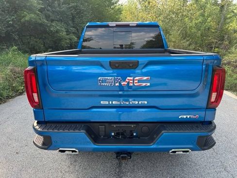 Used 2024 GMC Sierra 1500 AT4 w/ AT4 Premium Package AWD/4WD image 6