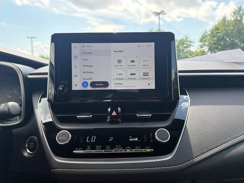 Used 2023 Toyota Corolla SE FWD image 26