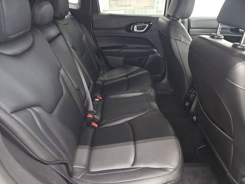 New 2026 Jeep Compass Limited image 15