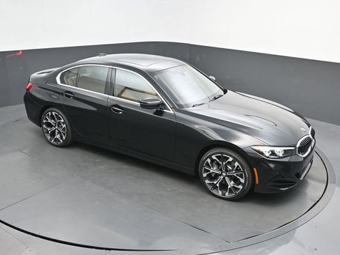 New 2026 BMW 330i Sedan w/ Premium Package RWD image 40
