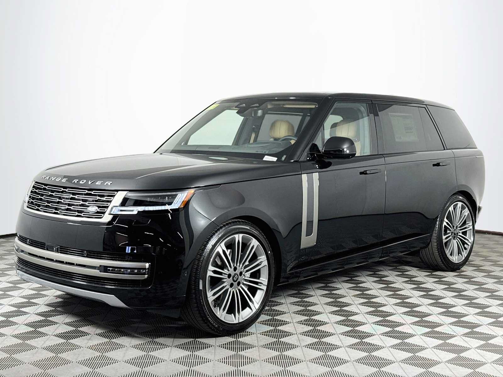 New 2027 Land Rover Range Rover Long Wheelbase SE AWD/4WD image 1