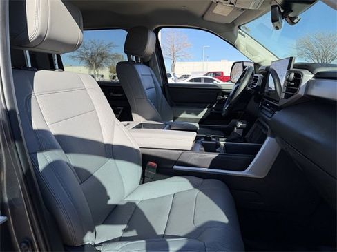 Used 2024 Toyota Tundra Limited image 29