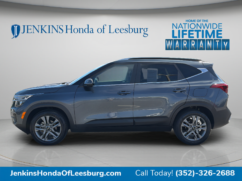 Used 2023 Kia Seltos S w/ Navigation Package FWD image 6