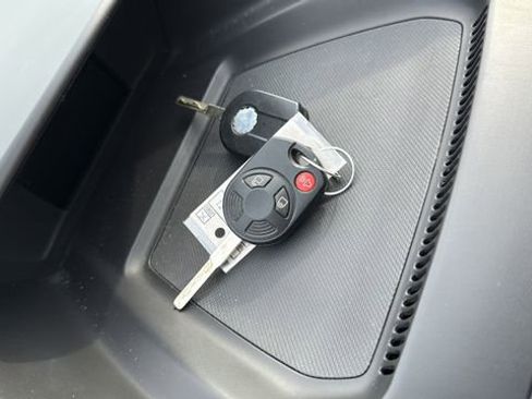 Used 2015 Ford Escape SE image 24