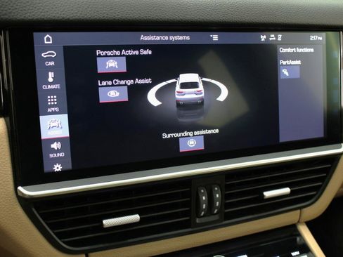 Used 2019 Porsche Cayenne image 68