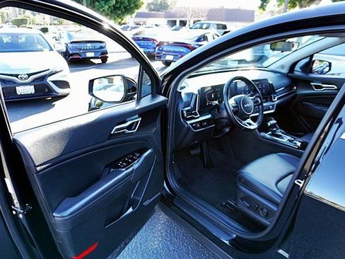 Used 2024 Kia Sportage EX image 37