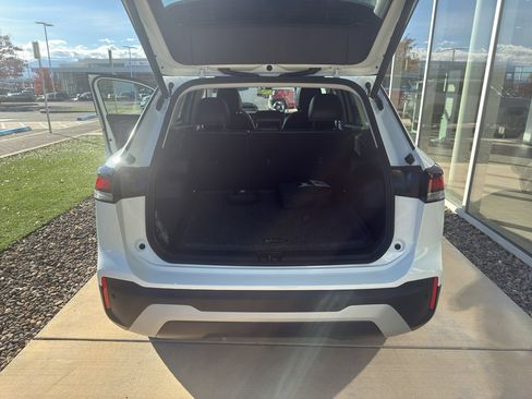 New 2026 Volkswagen Tiguan SE image 14