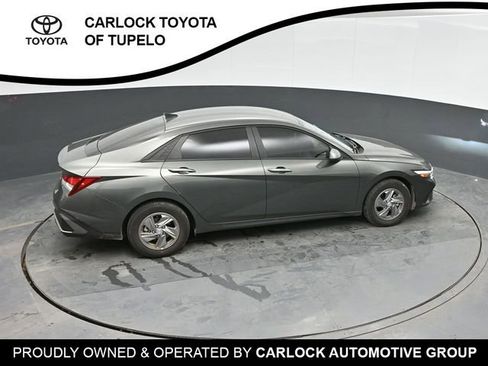 Used 2024 Hyundai Elantra SE image 29