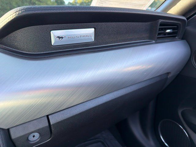 Used 2019 Ford Mustang Premium RWD image 23