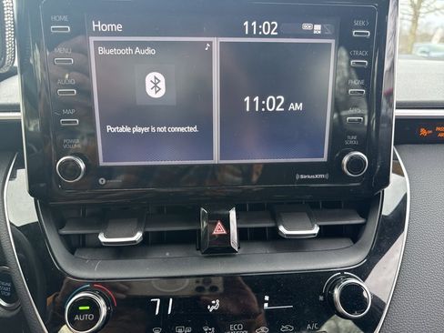 Used 2021 Toyota Corolla SE image 11