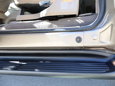 Used 2000 Ford Excursion XLT image 28