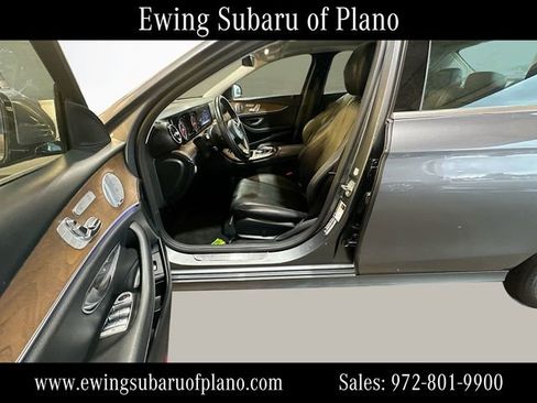 Used 2018 Mercedes-Benz E 400 4MATIC Sedan image 21