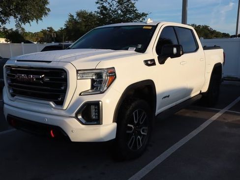 Used 2021 GMC Sierra 1500 AT4 w/ AT4 Premium Package AWD/4WD image 4