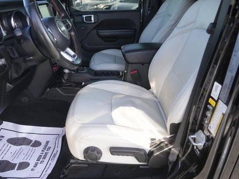 Used 2021 Jeep Gladiator Mojave image 9