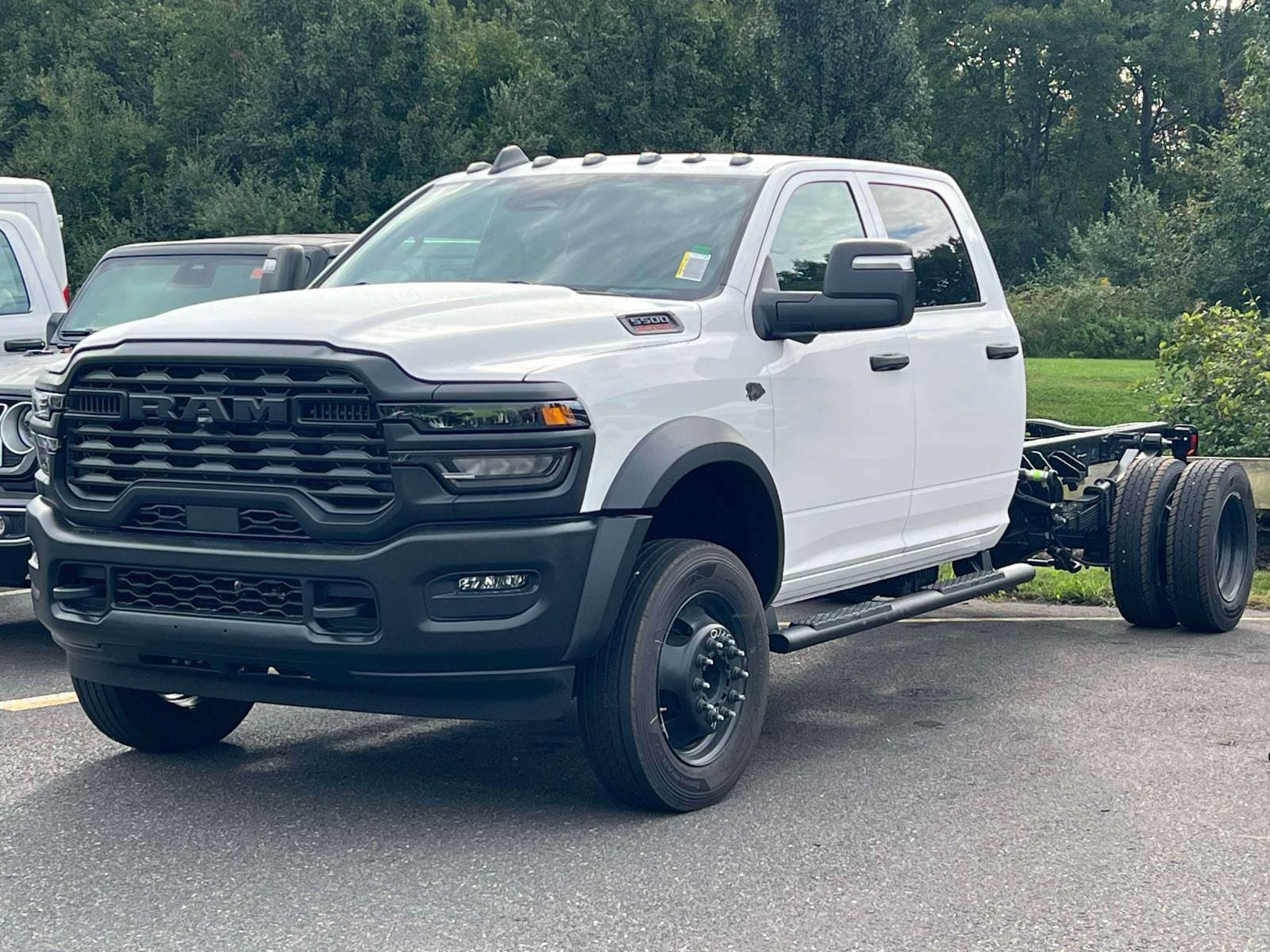 New 2027 RAM 5500 Tradesman AWD/4WD image 2