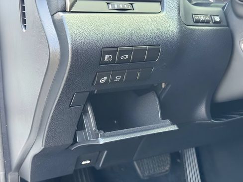 Used 2022 Lexus RX 350L Premium w/ Premium Package AWD/4WD image 14