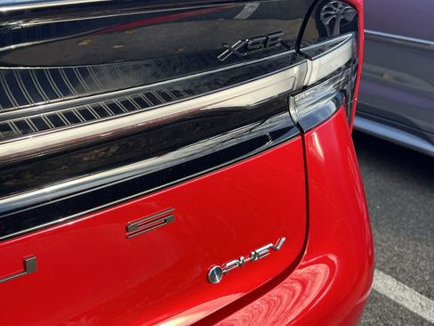 New 2026 Toyota Prius Plug-In Hybrid image 38