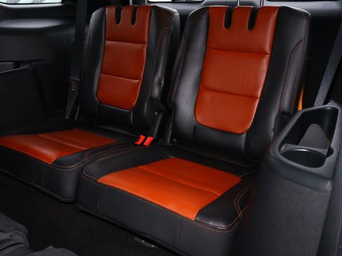 Used 2019 Ford Explorer XLT w/ Equipment Group 202A image 20