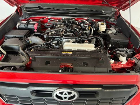 Used 2024 Toyota Tacoma TRD Off-Road AWD/4WD image 9