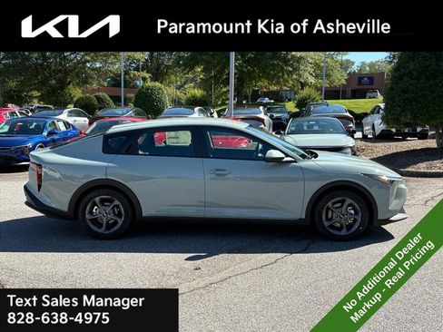 New 2025 Kia K4 LXS image 6