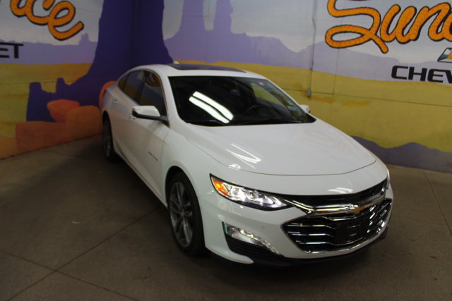 Used 2022 Chevrolet Malibu Premier FWD image 2