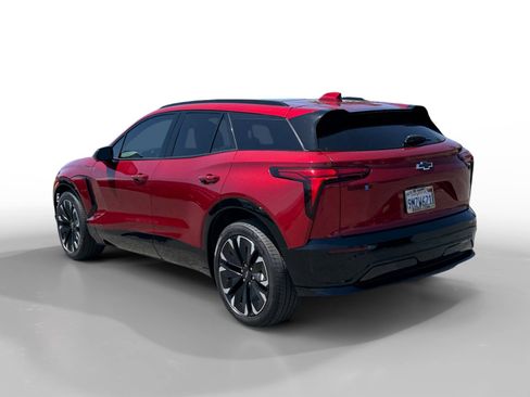 Used 2024 Chevrolet Blazer EV RS RWD image 3