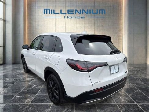 Certified 2023 Honda HR-V Sport image 15