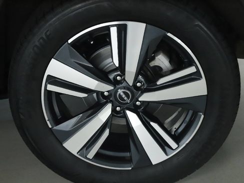 Used 2023 Nissan Rogue SL AWD/4WD image 40
