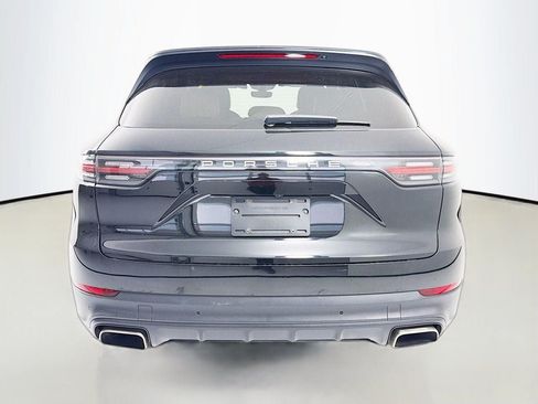 Certified 2019 Porsche Cayenne AWD/4WD image 10
