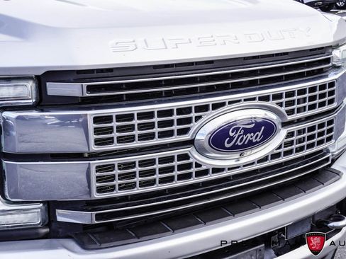 Used 2017 Ford F250 Platinum w/ Platinum Ultimate Package image 10