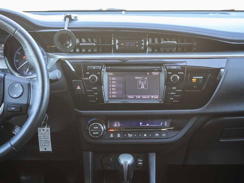 Used 2015 Toyota Corolla L image 13